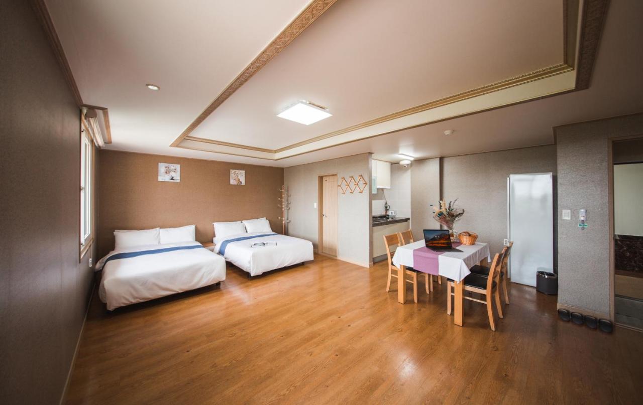 Jungmun Resort Jeju Seogwipo Exterior photo